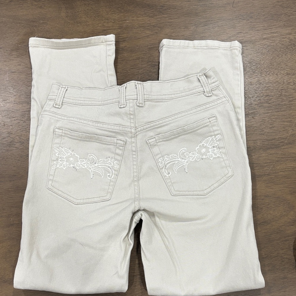 Gloria Vanderbilt 6P Women's Cream Straight Leg Jeans